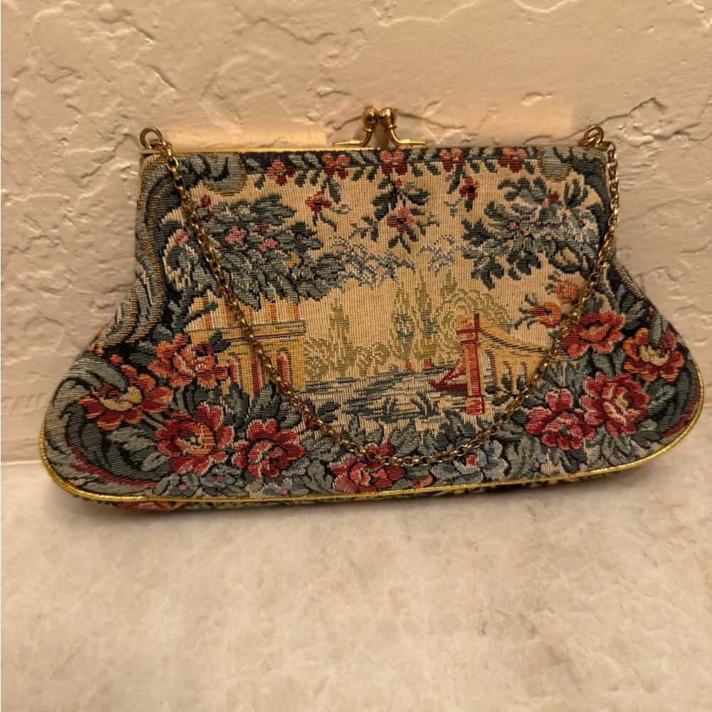 vintage 30'-40's Floral Tapestry Clutch Bag